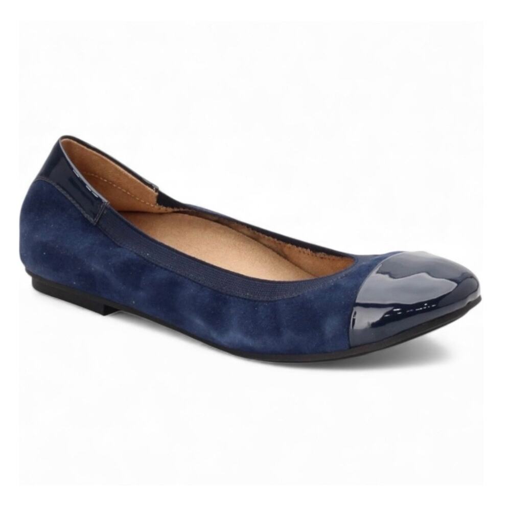 Vionic Spark Tiegan ballet flats in blue suede with  cap toe-size 6